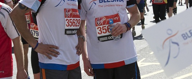 War amputee and fellow serviceman raise almost £4000 at the Virgin London Marathon