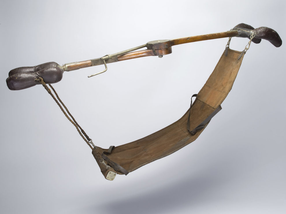A Colt's stretcher, British design for use in narrow trenches, 1916, c.ScienceMuseum, SSPL.jpg